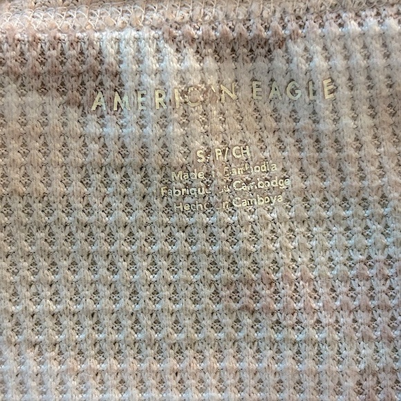 American Eagle Oversized Waffle Knit Pink Camo Top Size Small - Picture 6 of 7